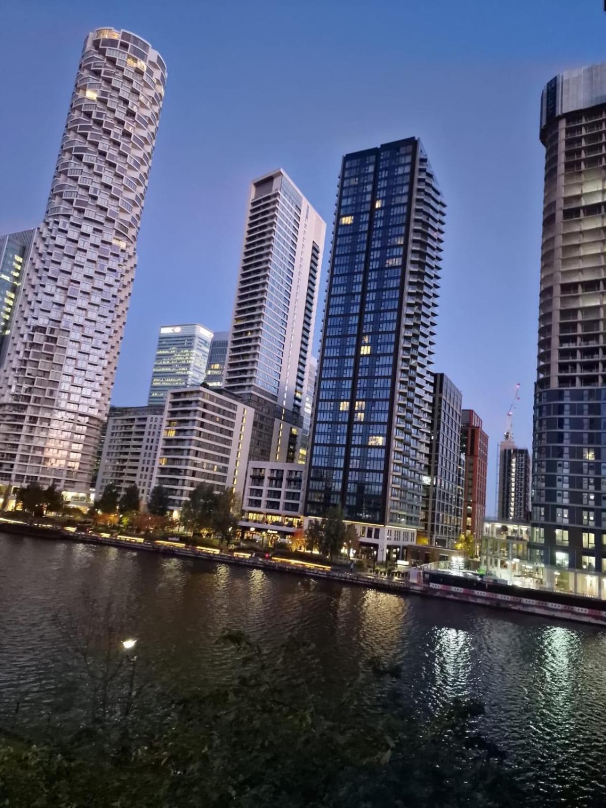 Canary Wharf View Apartments London Exterior foto